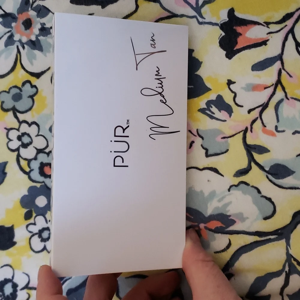 PUR 4 in 1 Skin Perfecting Powders Face Palette